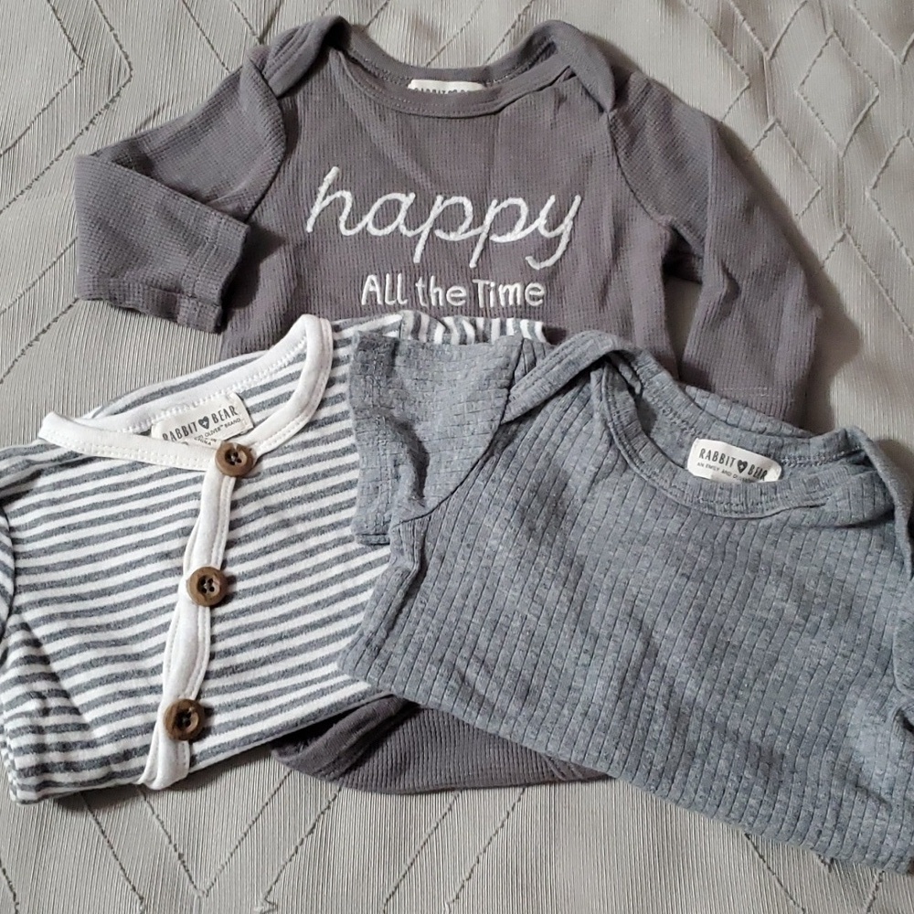 3pcs. Rabbit + Bear Infant Boy's Onesies Bodysuits Size 3-6 Months